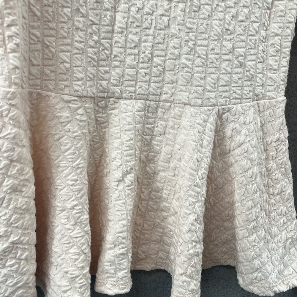 ZARA beige peplum with rusched sleeves size small too - Picture 4 of 7